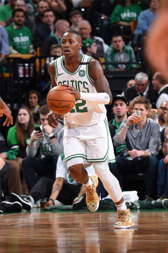 阿斯顿维拉 阿斯顿维拉