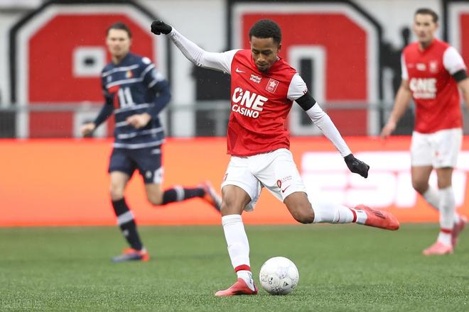 还是信号释 还是信号释