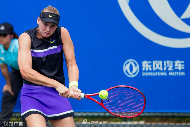 利落的抽射 利落的抽射